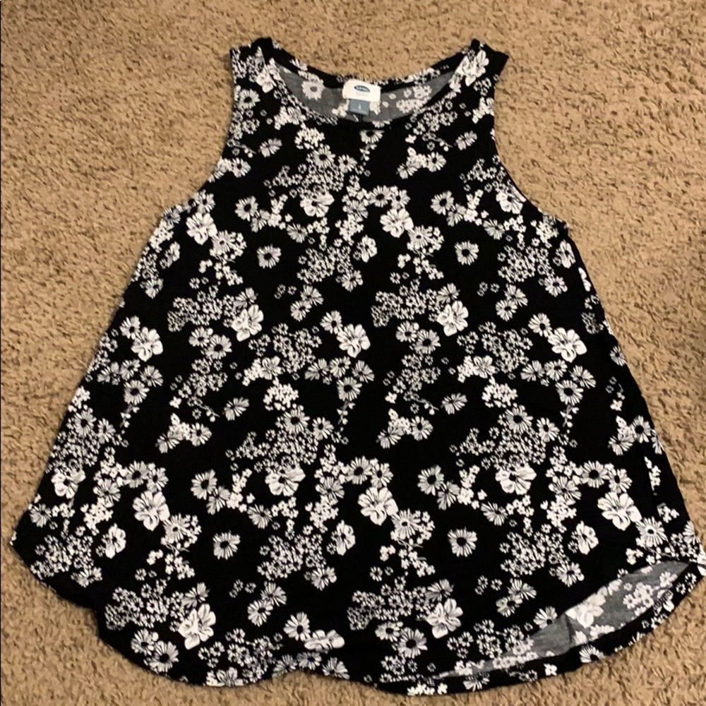 Old Navy top